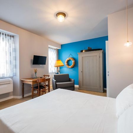Regina Boutique Suites Trieste Exterior foto