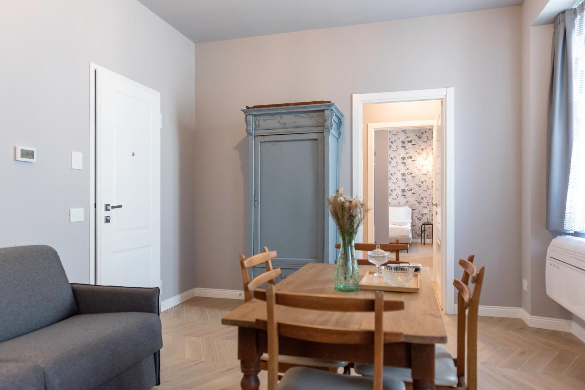 Regina Boutique Suites Trieste Exterior foto