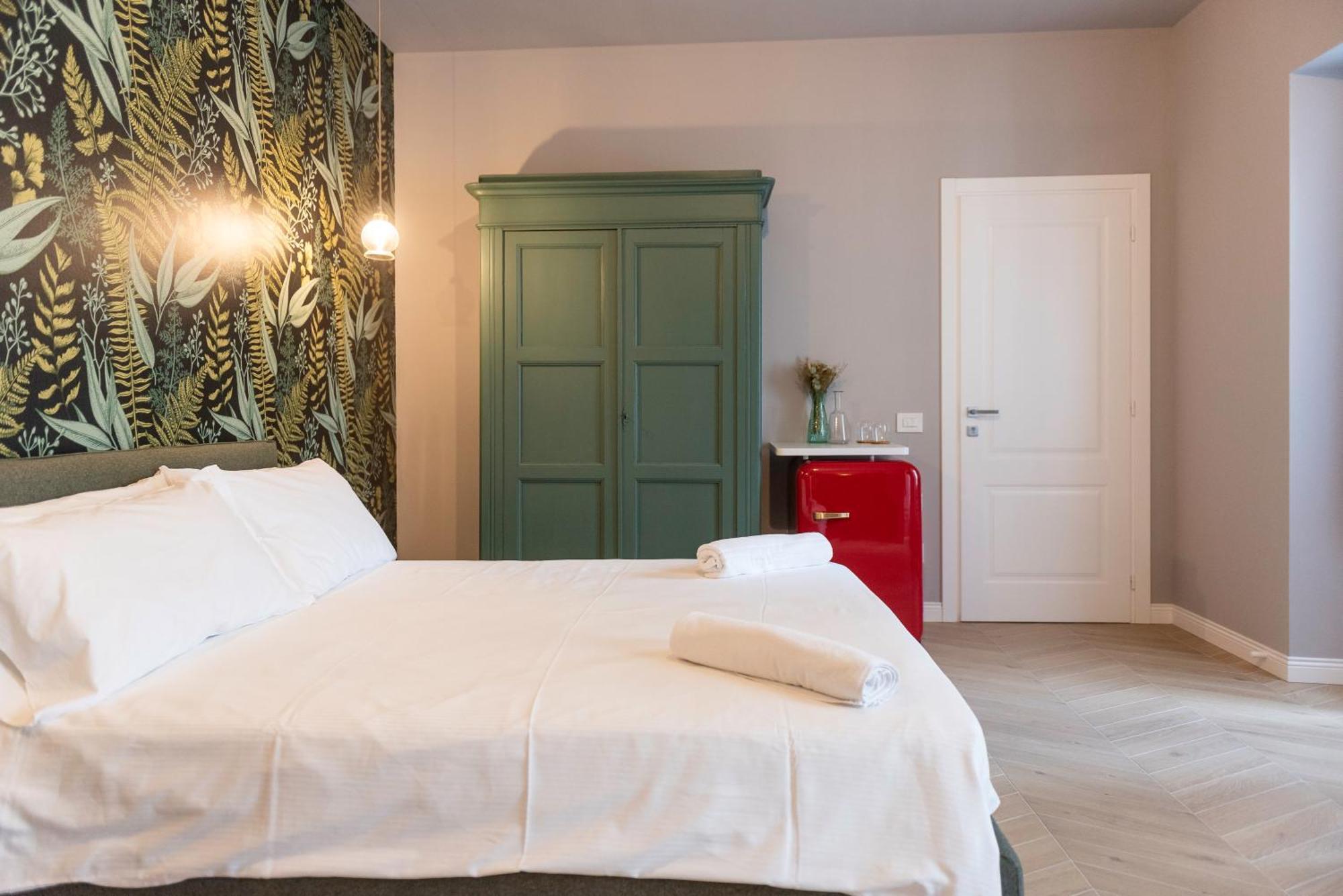 Regina Boutique Suites Trieste Exterior foto