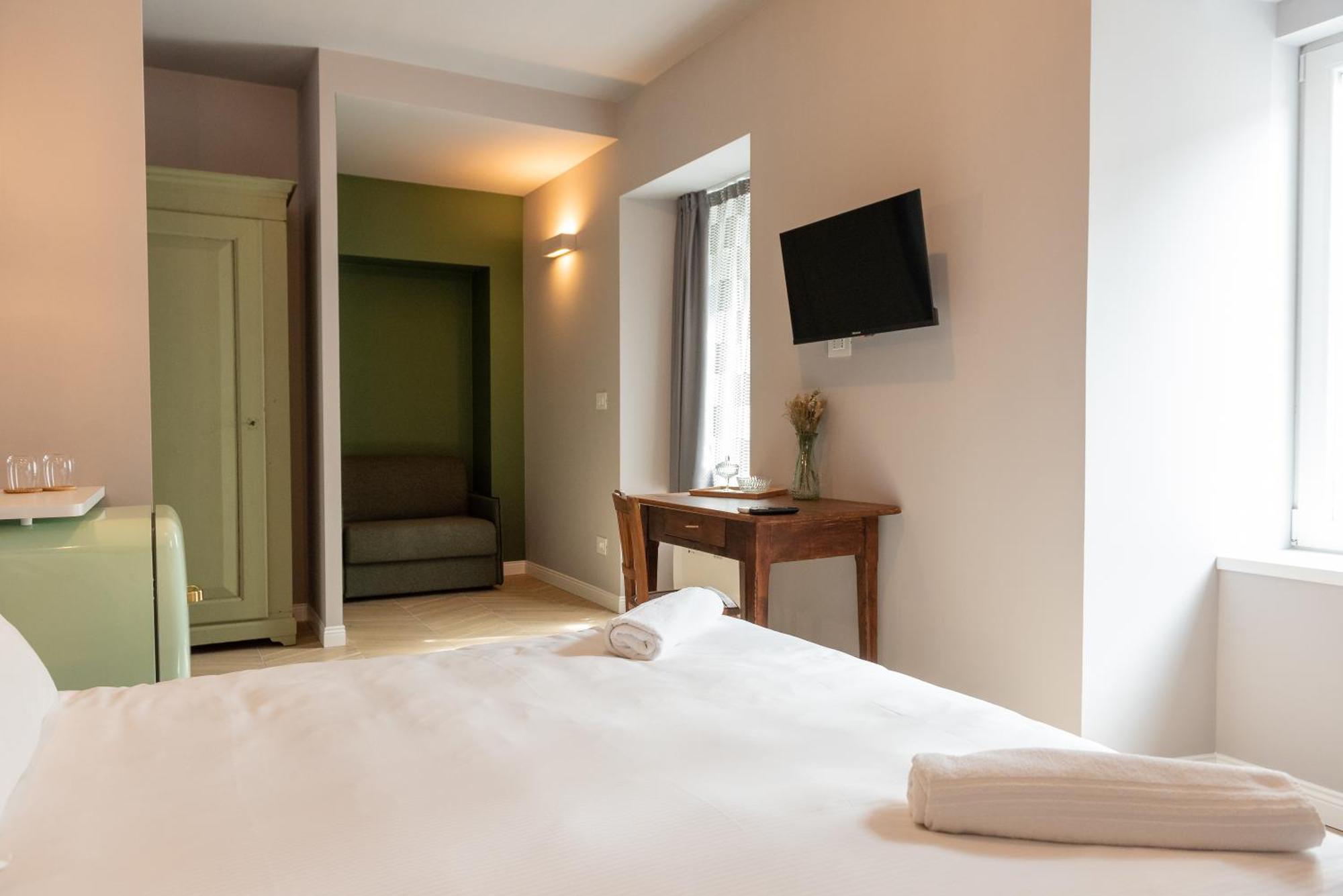 Regina Boutique Suites Trieste Exterior foto