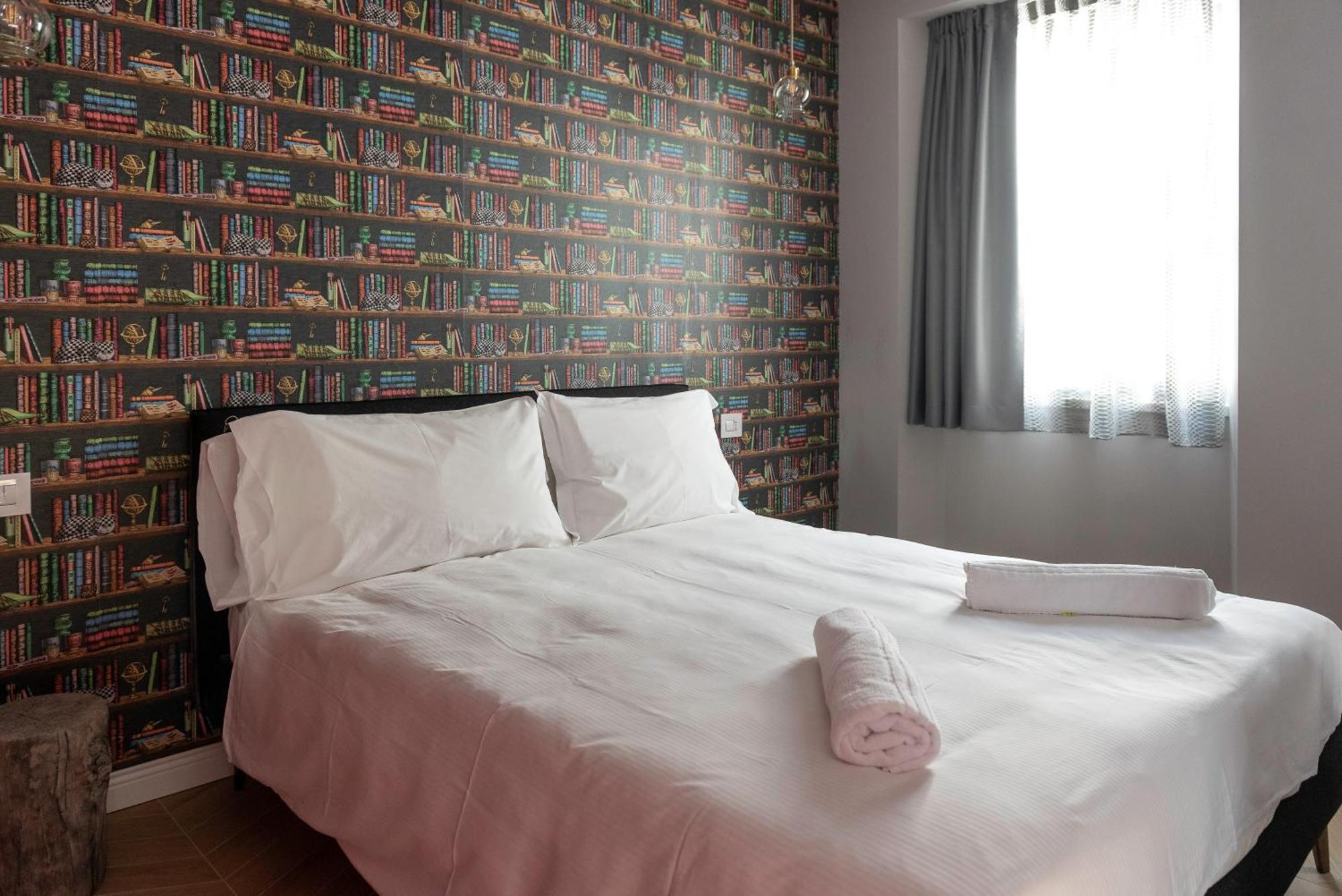 Regina Boutique Suites Trieste Exterior foto