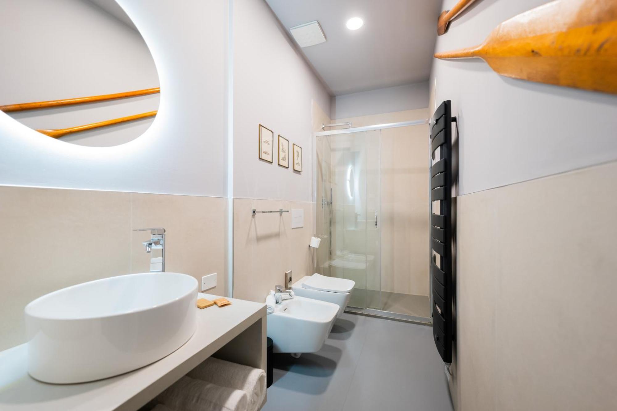 Regina Boutique Suites Trieste Exterior foto
